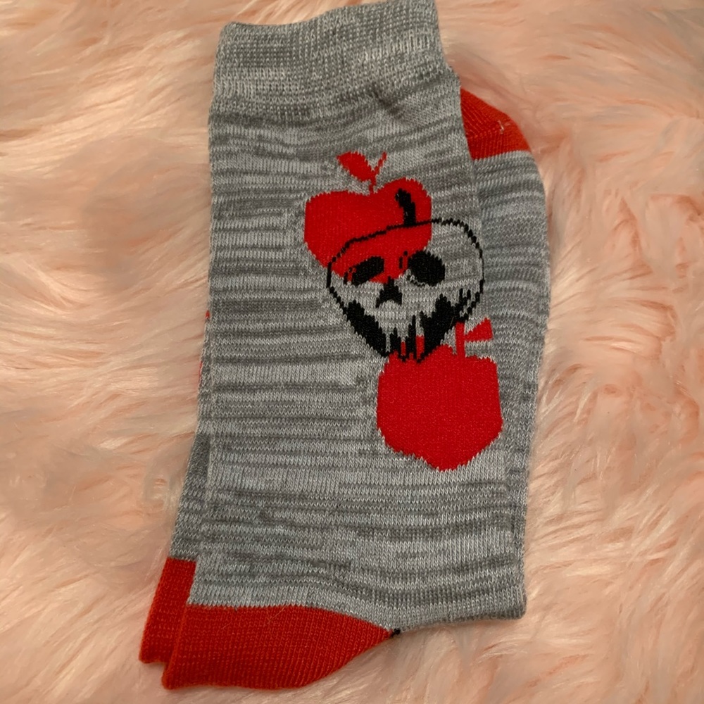 Snow White Disney bad apple socks